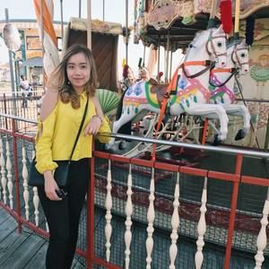 Meet your Posher, Laurencia